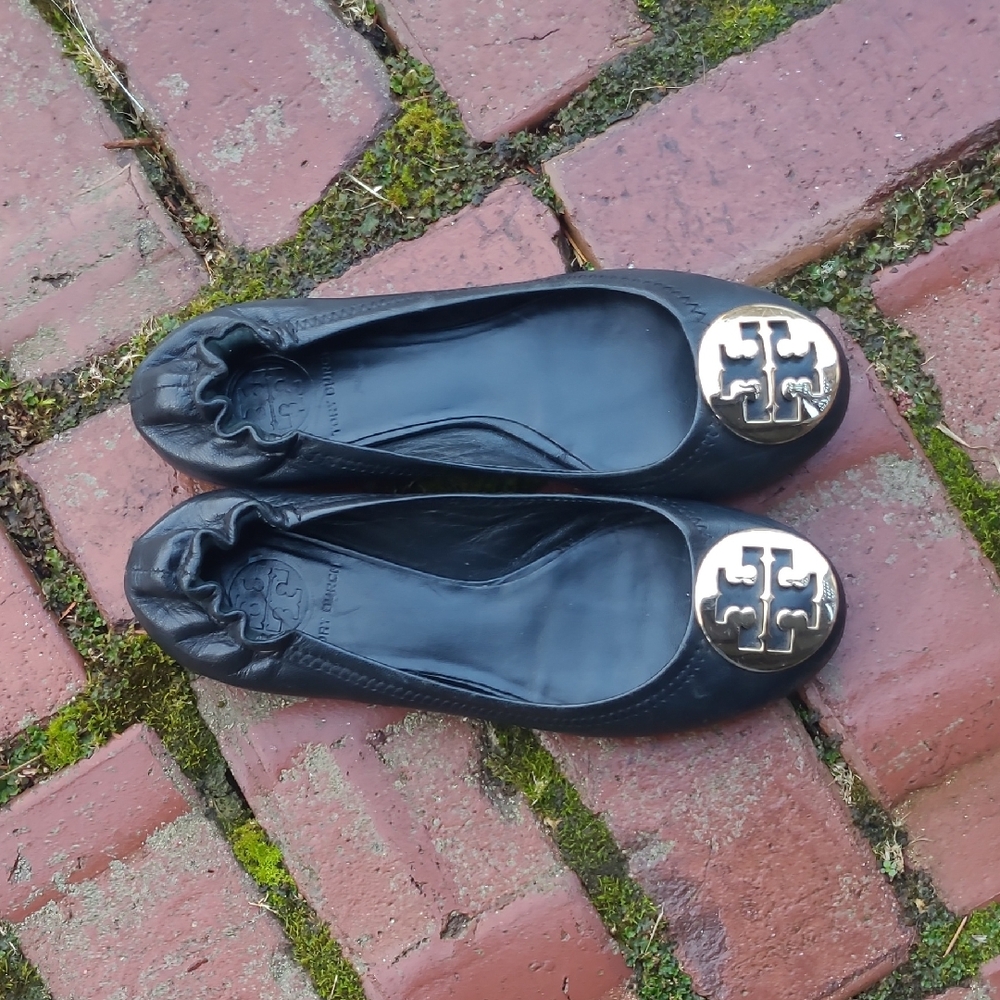 Tory Burch Black Leather Flats with Gold Emblem
